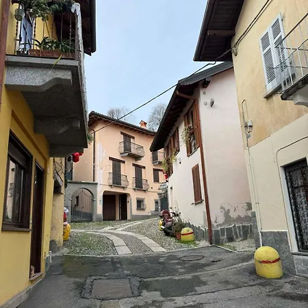 Modern & Cozy Getaway Above Maggiore Apartment *