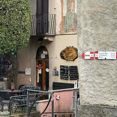 Apartment Modern & Cozy Getaway Above Maggiore